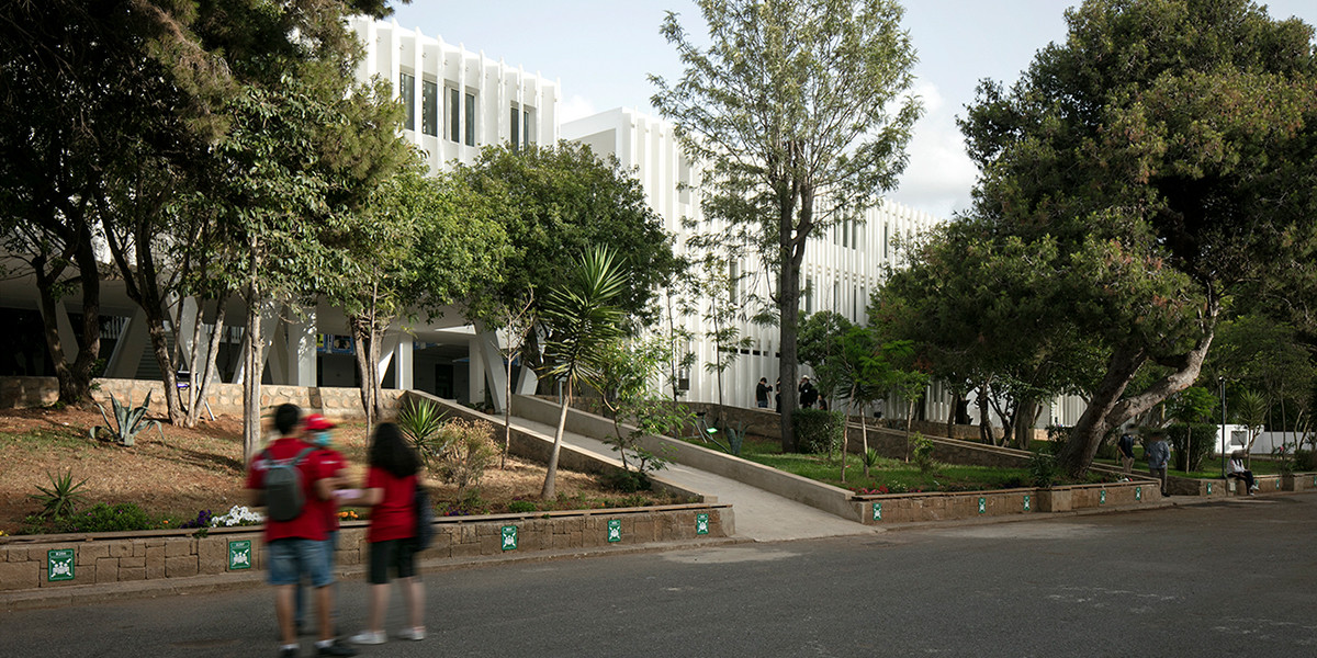 Lycée DESCARTES